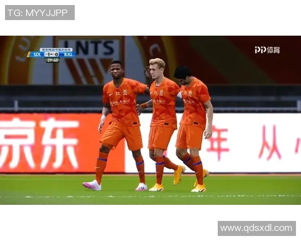 中超激战深圳佳兆业迎战山东鲁能双方争夺季后赛席位全力以赴展现实力 中超激战深圳佳兆业迎战山东鲁能双方争夺季后赛席位全力以赴展现实力