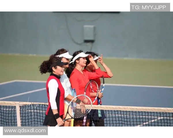 南京网球队逆袭之旅特别报道展现团队精神与拼搏奋斗的精彩瞬间 南京网球队逆袭之旅特别报道展现团队精神与拼搏奋斗的精彩瞬间