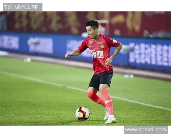 中国曾经风靡的足球明星是谁引发了多少球迷的热爱与追忆